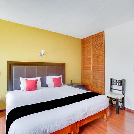 Hotel Patzcuaro Bagian luar foto