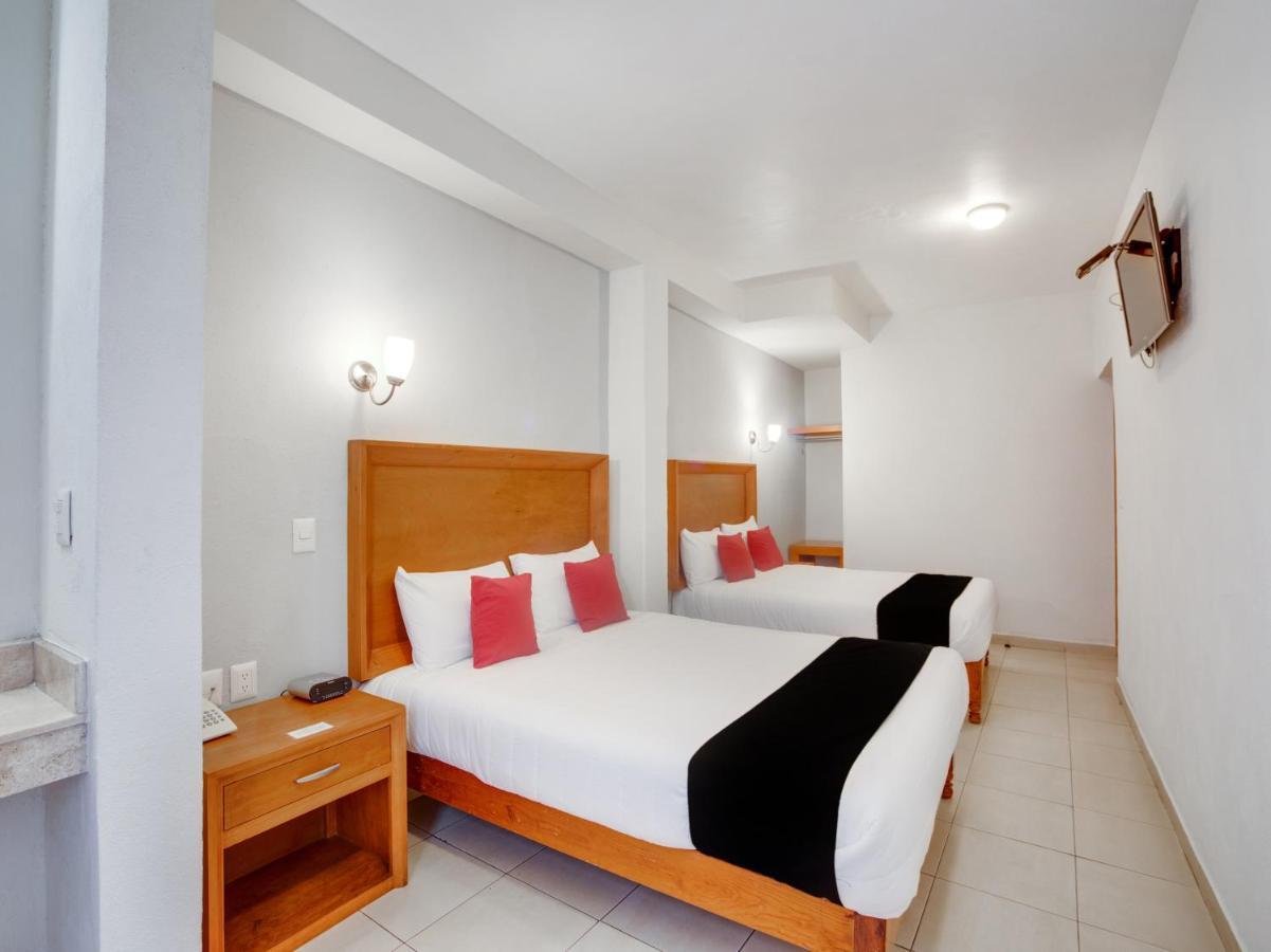 Hotel Patzcuaro Bagian luar foto